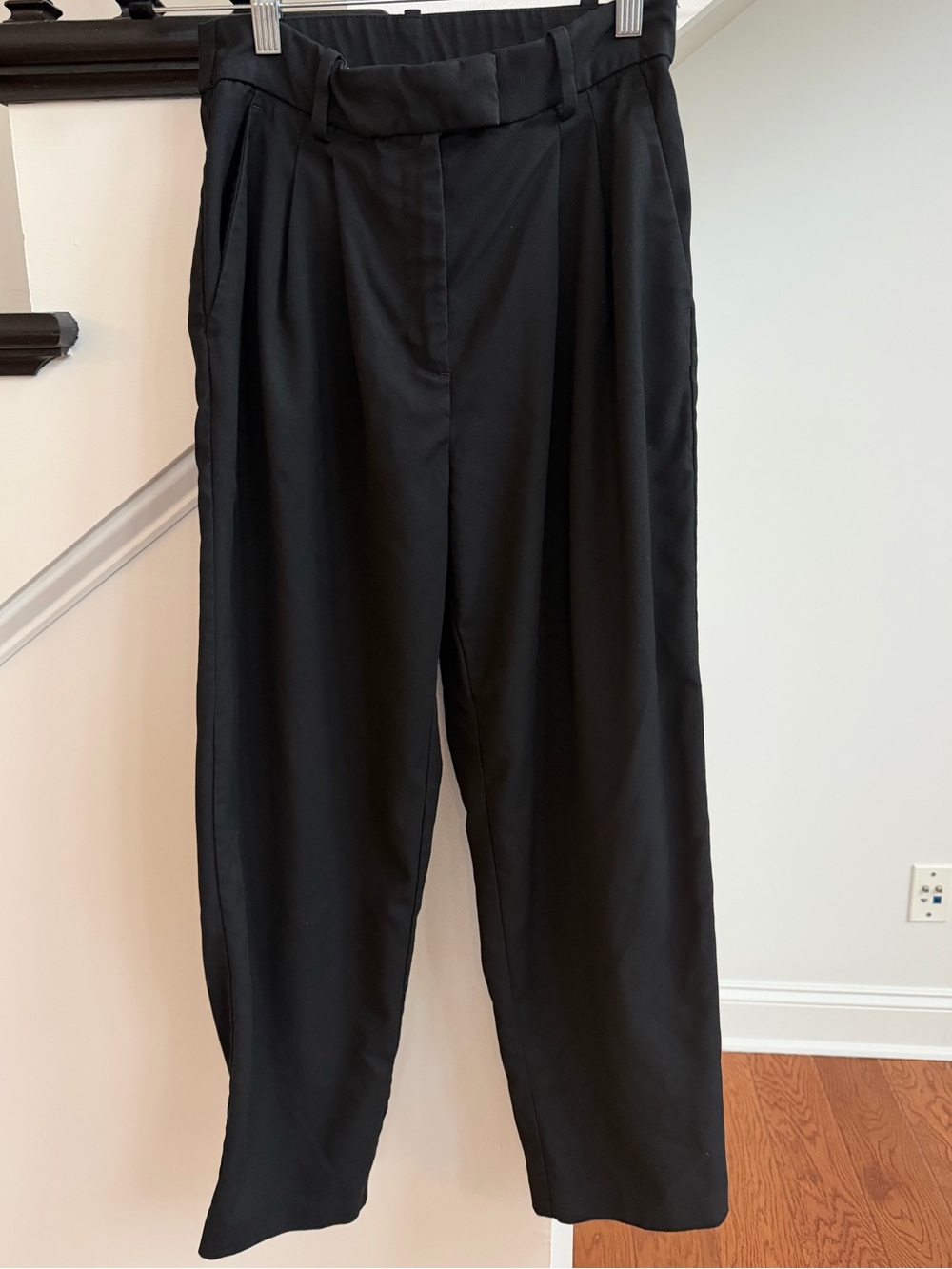 Black Women’s Pleated Dress Pants